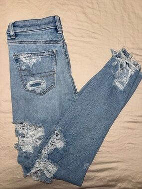 American Eagle Outfitters Light Blue Ripped Skinny Jeans